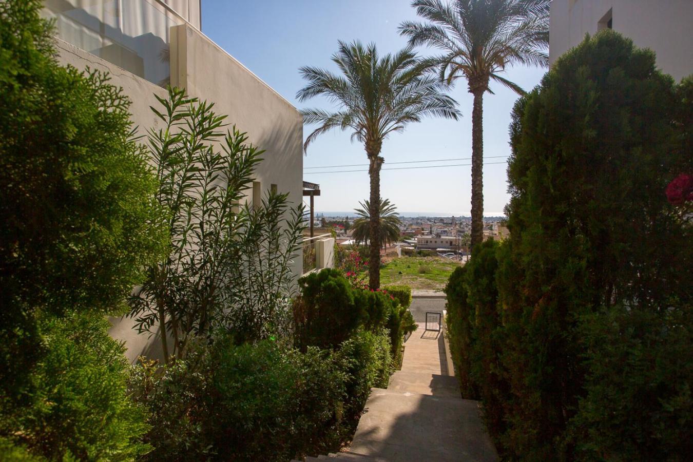 Penthouse Duplex Overlooking The Mediterranean Ларнака Екстер'єр фото